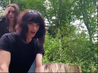 ASHEMALETUBE @ African American Woman In The Wild